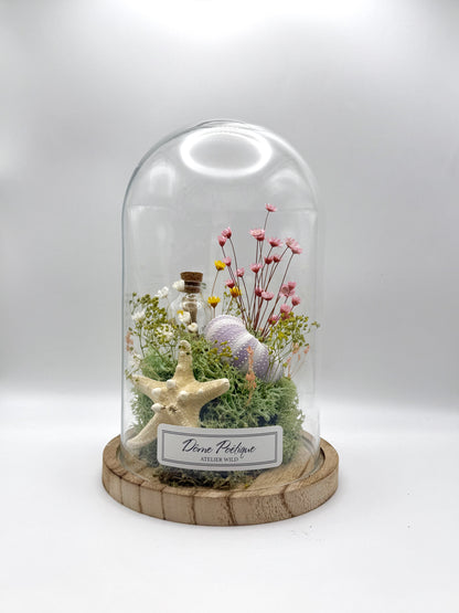 Dôme Poétique Rêve Marin grand format sur fond blanc avec fleurs roses
