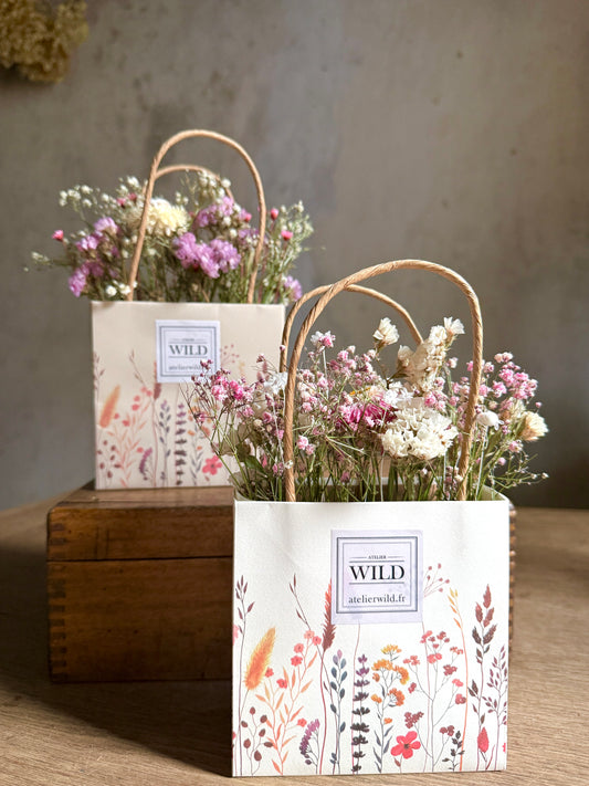 La Cueillette, sac de fleurs séchées artisanal présenté comme un bouquet cadeau
