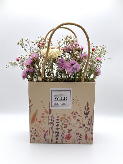 Sac illustré La Cueillette avec composition florale artisanale fond blanc

